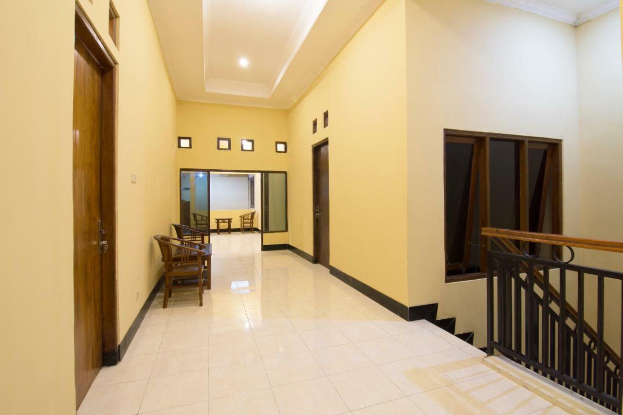 Oyo 931 Dara Dewi Homestay Yogyakarta Eksteriør billede