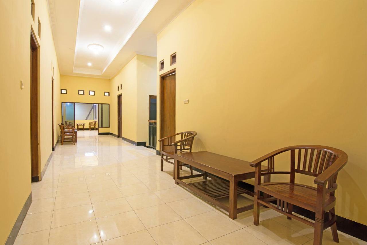 Oyo 931 Dara Dewi Homestay Yogyakarta Eksteriør billede