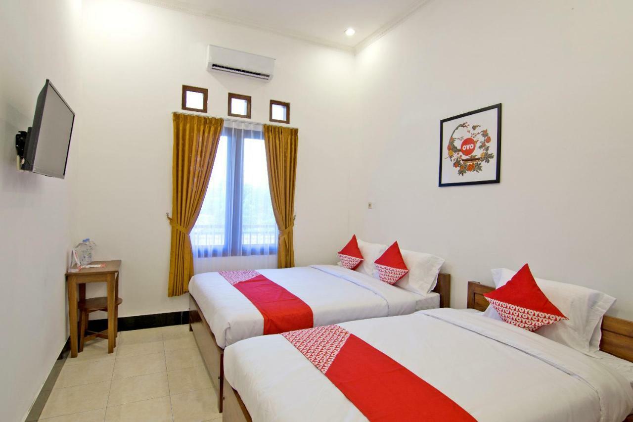Oyo 931 Dara Dewi Homestay Yogyakarta Eksteriør billede