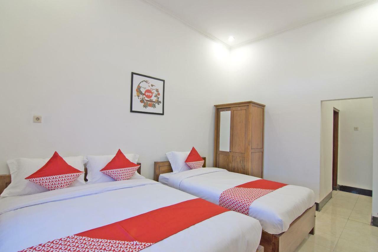 Oyo 931 Dara Dewi Homestay Yogyakarta Eksteriør billede
