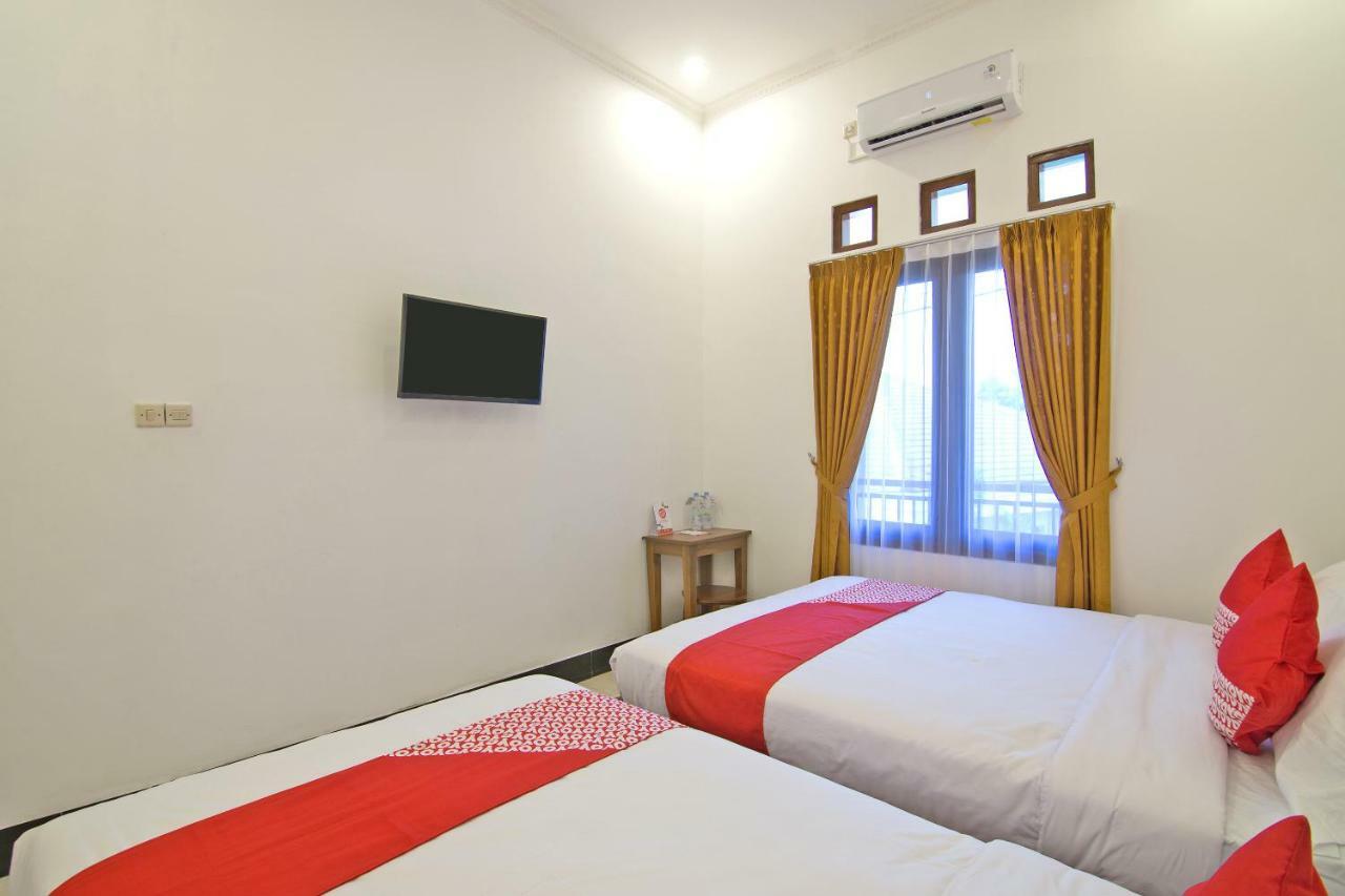 Oyo 931 Dara Dewi Homestay Yogyakarta Eksteriør billede